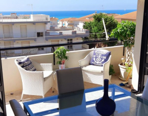 Casa al tramonto